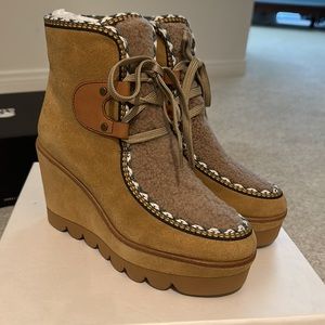 NEW SEE BY CHLOE SUEDE AND SHEARLING BOOT